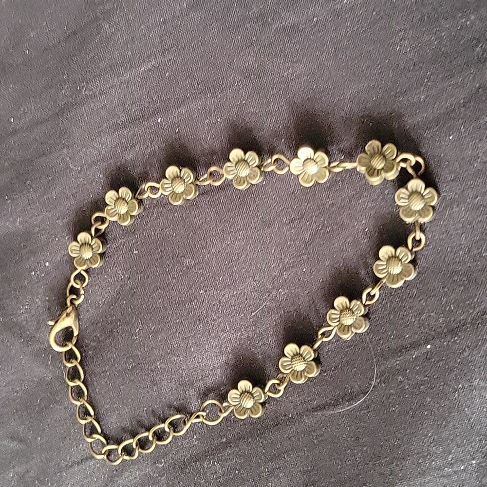Bracelet